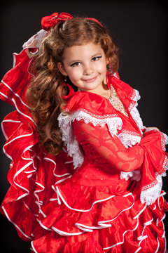 Little girl dancing flamenko