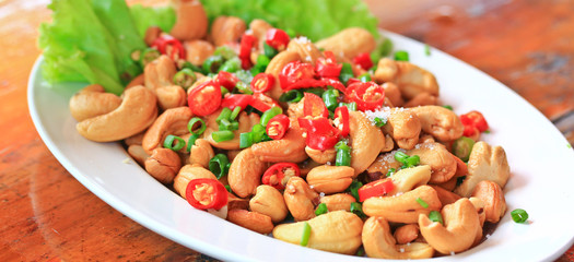 Cashew nut salad