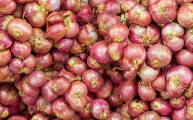 Thai red onions