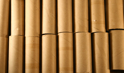 Toilet paper rolls aligned