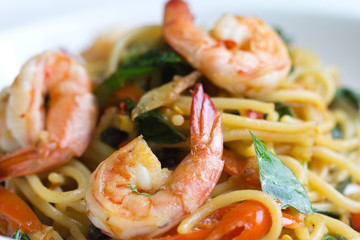 Shrimp and spaghetti