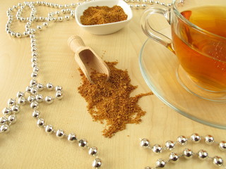 Tee mit Kokosblütenzucker