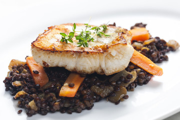 pikeperch fillet with lentils and carrot