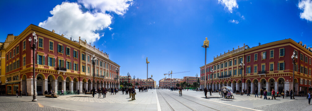 Nizza piazza massena