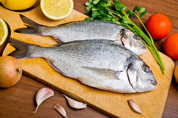 Gilthead fishes ready to preparation
