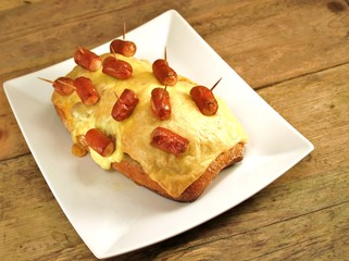 gespicktes Brot