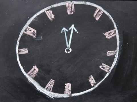 clock drawing on the blackboard