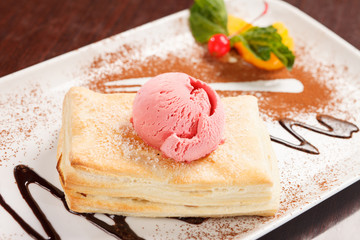 puff pastry with ice cream