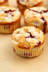 muffins with almond and blueberries