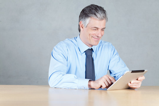 Business mann mit I Pad