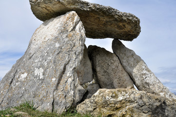 Dolmen de Sorginetxe, Alava (España) © Noradoa