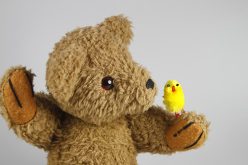 Teddy mit Osterdeko