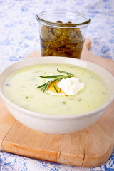 Grüne Suppe