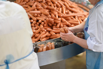 Würstchenproduktion Lebensmittelindustrie - Befüllung