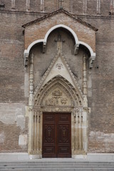 Fototapeta na wymiar elewacji starej katedry w Udine w Friuli-Wenecja Julijska