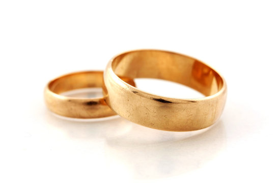 Macro fhoto of golden wedding rings
