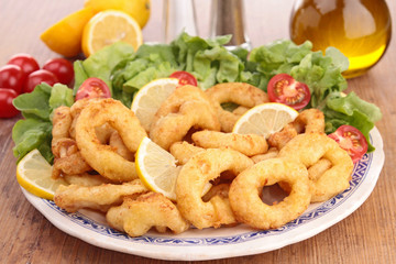 fried calamari and lettuce