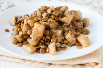 boiled lentils with stewed vegetables