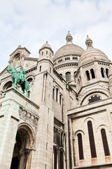 Fototapeta na wymiar Basilica Sacre Coeur in Paris
