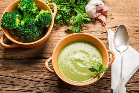 Broccoli soup made of fresh vegetables, garlic and parsley