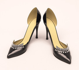 Women's black shoes