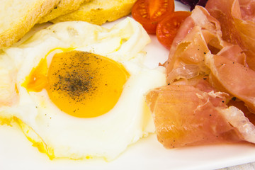 Fried eggs with bacon