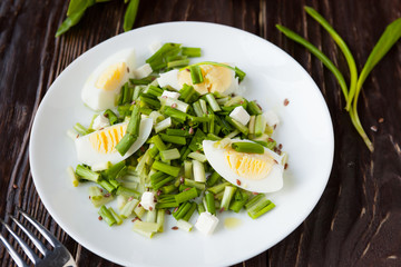 salad of spring ramson and eggs