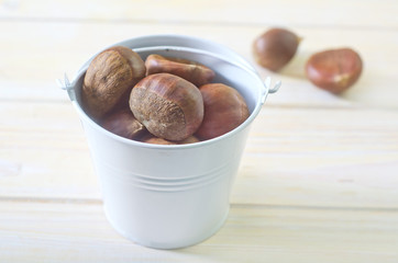 Obraz premium chesnuts