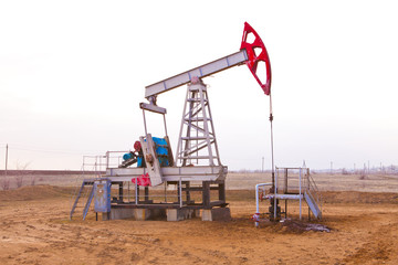 oil well