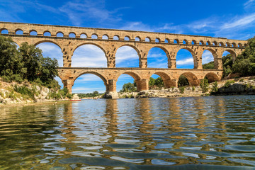 Fototapeta na wymiar Pont du Gard, Nimes, Prowansja, Francja