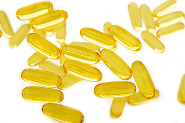 omega-3 fish fat oil capsules