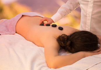 xl massage with black stones - girl