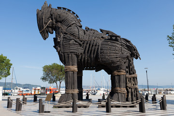 The copy of Troy wooden horse at Canakkale, Turkey - obrazy, fototapety, plakaty