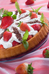 Easy, light and delicious cake with strawberries
