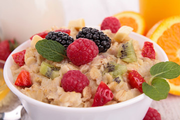 oatmeal and raspberries