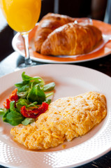 omelet with ham