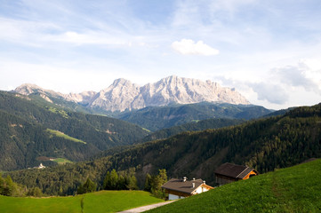 Fototapeta na wymiar Alta Badia - Dolomity - Alpy