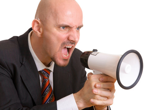 w&uuml;tender Mann mit Megaphone