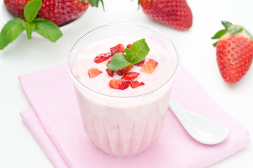 strawberry yogurt and fresh strawberries horizontal