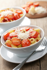 pasta with tomatoes and salami