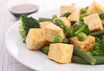 fried tofu and vegetables