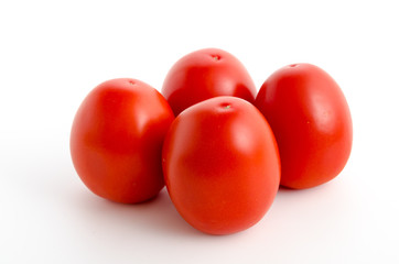 Vier Romatomaten