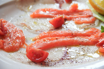 slices of raw salmon and tuna