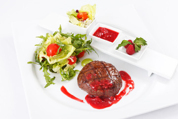 Grilled steak with vegetables