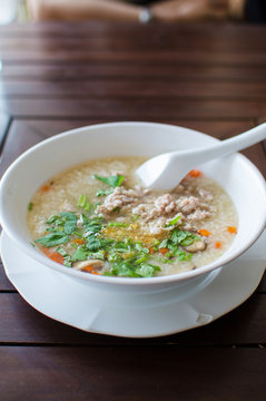 Rice porridge with pork and vegetable