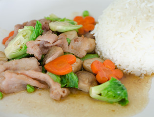 stir-fried mixed vegetables with pork