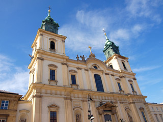 Fototapeta na wymiar Świętego Krzyża Kościół z Warszawy