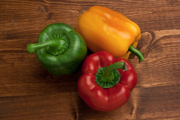 Peperoni ed erbe aromatiche