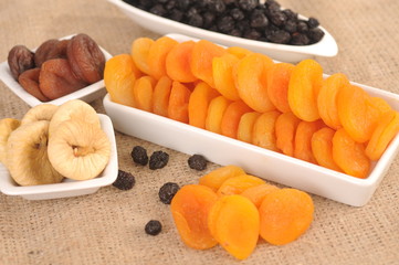 dried apricots