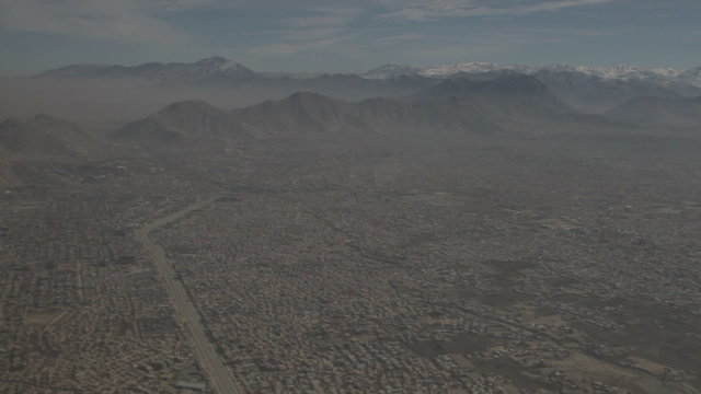 Kaboul vue d'avion 02, pollution, Afghanistan